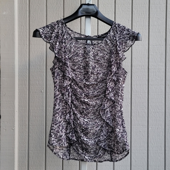 Express | Dark Floral Sheer Ruffle Top Keyhole Button EUC 2010 Women's XS - Picture 5 of 16